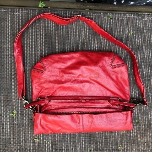 Latico Shoulder Bag - Picture 4 of 7